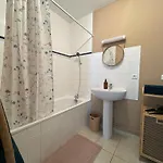 Apartment Des Berges En Rdc Et Parking Prive Soissons