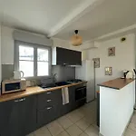 Apartment Des Berges En Rdc Et Parking Prive *