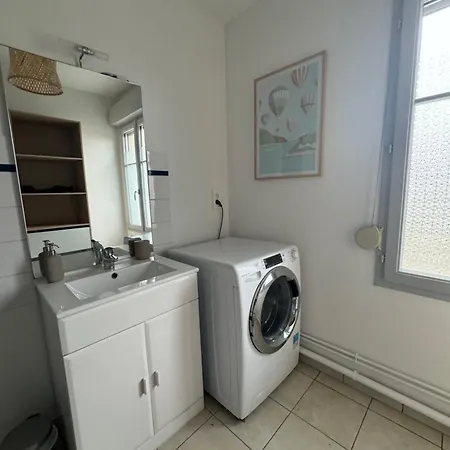 Apartment Des Berges En Rdc Et Parking Prive Soissons